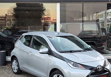 Toyota Aygo (X) 140.128 km 6.400 &euro; Krefeld 47803