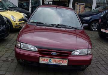 Ford Mondeo 108.600 km 2.200 &euro; Bottrop 46242