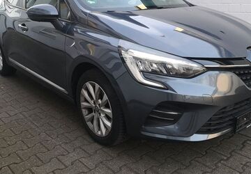 Renault Clio 40.100 km 9.395 &euro; DÜSSELDORF 40589