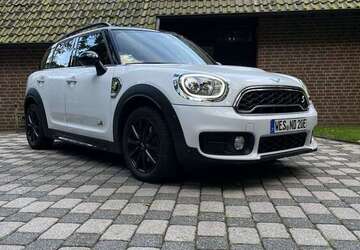 Mini Cooper SE Countryman 65.000 km 20.499 &euro; Hünxe 46569