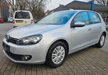 VW Golf 161.581 km 5.690 &euro; Oberhausen 46119