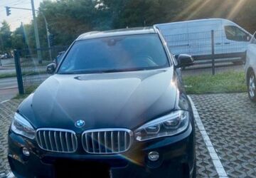 BMW X5 223.000 km 2.800 &euro; Ratingen 40880