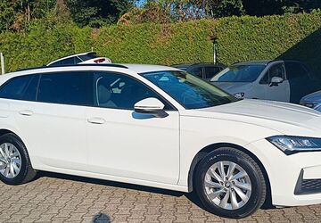 Skoda Superb 13.800 km 32.980 &euro; Essen 45307