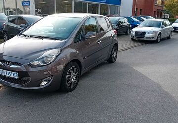 Hyundai ix20 82.165 km 7.450 &euro; Duisburg 47269