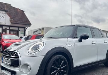 Mini Cooper SD 72.652 km 17.900 &euro; Dinslaken 46539