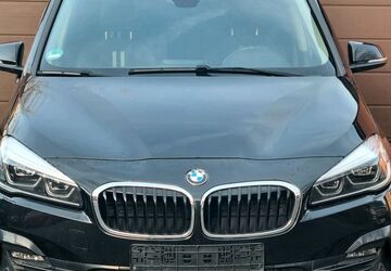BMW 218 Gran Tourer 131.068 km 14.499 &euro; Duisburg 47138