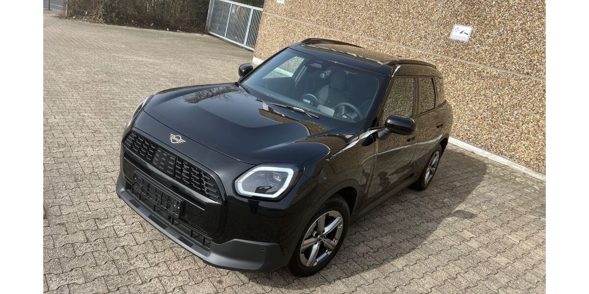Mini Countryman C (Cooper) 2.500 km 36.400 &euro; Düsseldorf 40223