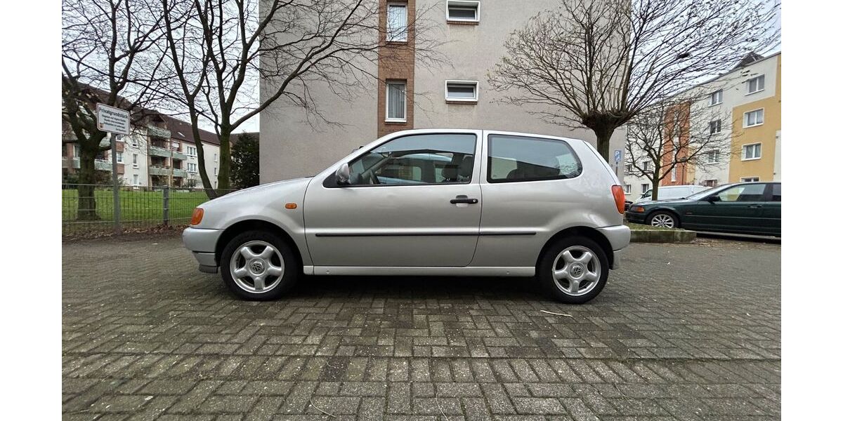 VW Polo 151.000 km 1.599 &euro; Düsseldorf 40470