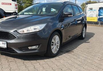 Ford Focus 97.052 km 8.499 &euro; Essen 45326