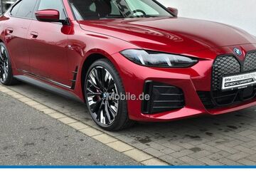 BMW i4 20.699 km 54.790 &euro; Dinslaken 46535