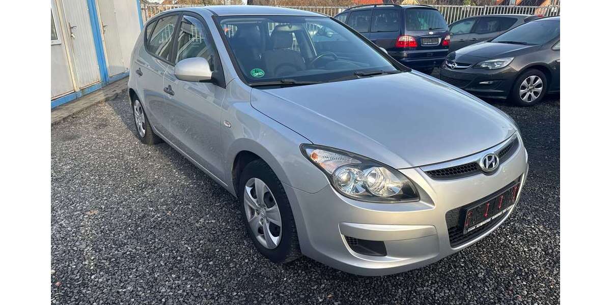 Hyundai i30 122.000 km 2.950 &euro; Dorsten 46282