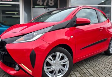 Toyota Aygo (X) 105.912 km 5.990 &euro; Moers 47443