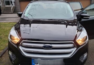 Ford Kuga 52.000 km 13.199 &euro; Düsseldorf 40229