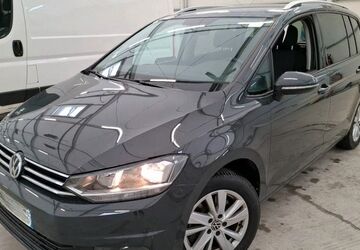 VW Touran 145.632 km 16.541 &euro; Wesel 46485