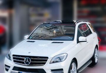 Mercedes-Benz ML 350 171.458 km 30.989 &euro; Düsseldorf 40472