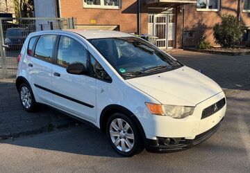 Mitsubishi Colt 139.000 km 3.399 &euro; Duisburg 47226