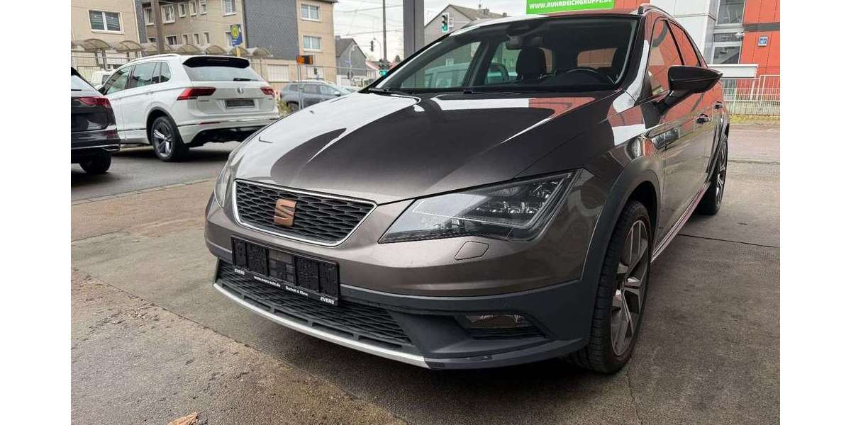 Seat Leon 211.000 km 9.990 &euro; Mülheim Ruhr 45475