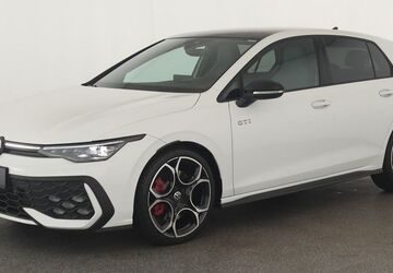 VW Golf 21.100 km 38.584 &euro; Düsseldorf 40233