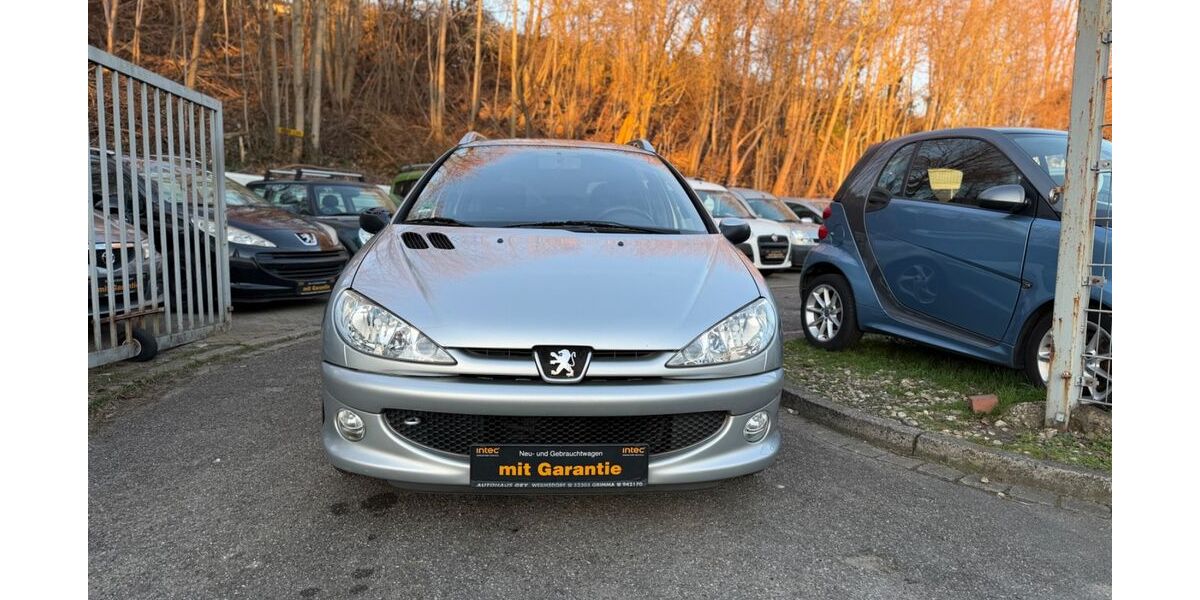 Peugeot 206 96.261 km 1.999 &euro; Essen 45145