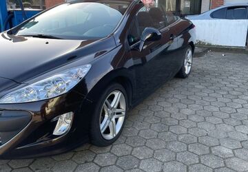 Peugeot 308 175.000 km 4.300 &euro; Oberhausen 46049