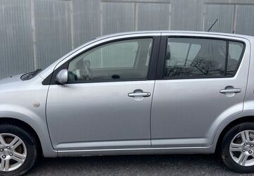 Subaru Justy 124.000 km 2.290 &euro; Düsseldorf 40237