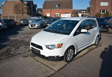 Mitsubishi Colt 82.900 km 5.480 &euro; Oberhausen 46145