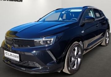 Opel Grandland (X) 5.626 km 23.950 &euro; Gelsenkirchen 45891