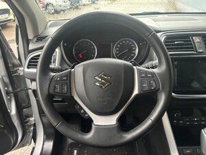 Suzuki SX4 S-Cross 1.0 AT Comfort +Navi+BT+Sitzhzg+Key+ 48.552 km 15.998 &euro; Meerbusch 40667