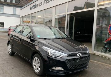 Hyundai i20 93.000 km 7.990 &euro; Moers 47443
