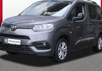 Toyota Proace City 24.768 km 24.499 &euro; Gelsenkirchen 45894