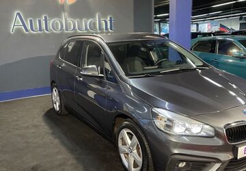 BMW 216 42.700 km 13.699 &euro; Oberhausen 46045