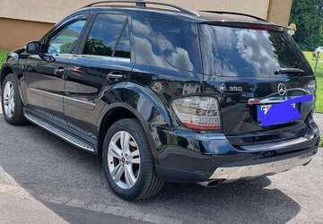 Mercedes-Benz ML 350 241.871 km 9.800 &euro; Stoppenberg (Essen) 45327