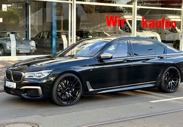 BMW M760 125.000 km 59.845 &euro; Düsseldorf (Unterrath) 40468