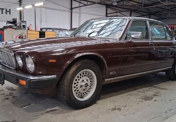 Jaguar XJ6 129.041 km 4.999 &euro; Düsseldorf 40476