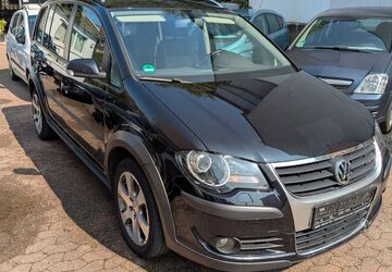 VW Touran 189.880 km 5.990 &euro; Mülheim-Ruhr 45473