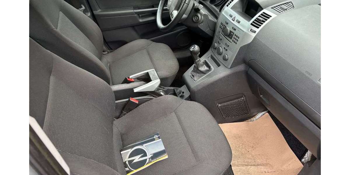 Opel Zafira 160.000 km 700 &euro; Düsseldorf 40549