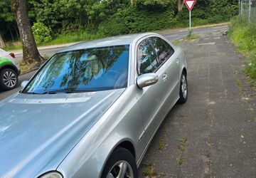 Mercedes-Benz 280 373.000 km 2.350 &euro; Gelsenkirchen 45884