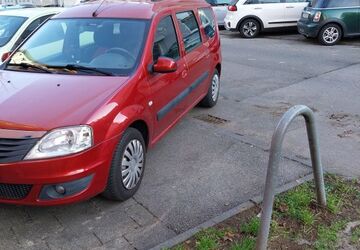 Dacia Logan 127.000 km 3.900 &euro; Mülheim 45479