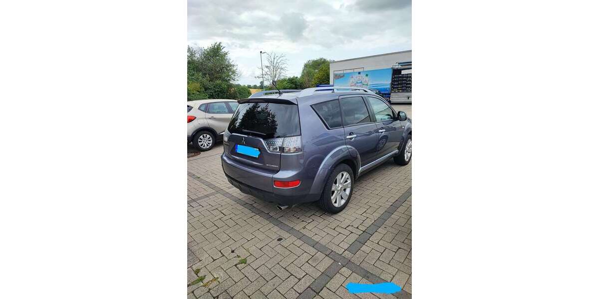 Mitsubishi Outlander 223.000 km 7.350 &euro; Velbert 42549