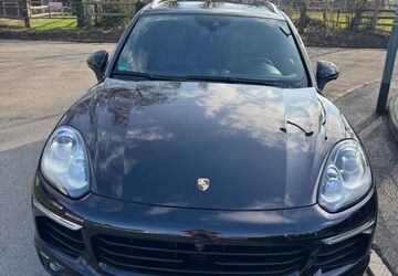 Porsche Cayenne 203.000 km 26.500 &euro; Essen 45327