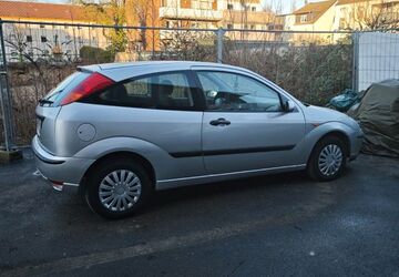 Ford Focus 124.000 km 2.550 &euro; Herne 44627