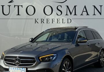 Mercedes-Benz E 300 93.477 km 33.950 &euro; Krefeld 47805