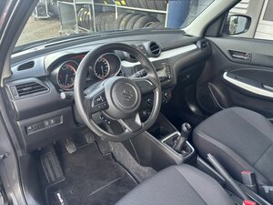 Suzuki Swift 1.2 Club Hybrid +BT+LED+USB+wenig KM 19.476 km 10.989 &euro; Meerbusch 40667