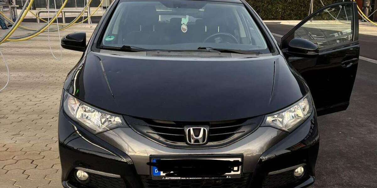 Honda Civic 99.800 km 6.000 &euro; Duisburg 47198