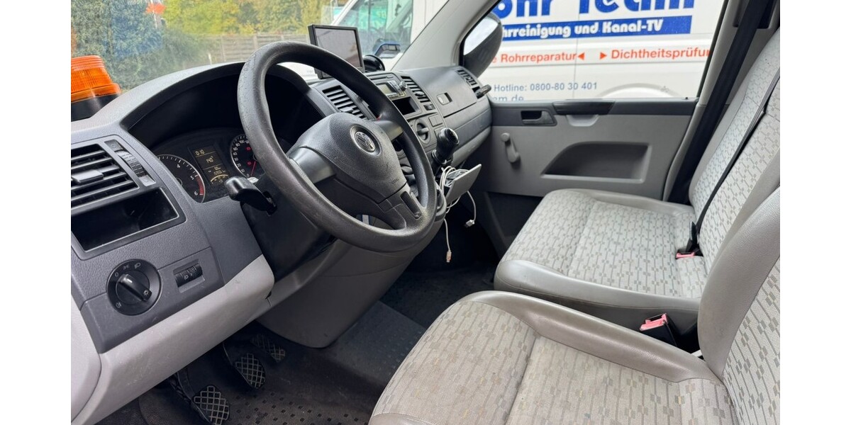 VW T5 Sonstige 160.000 km 9.900 &euro; Oberhausen 46045