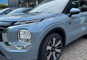 Mitsubishi Outlander 2.501 km 55.900 &euro; Dorsten 46282