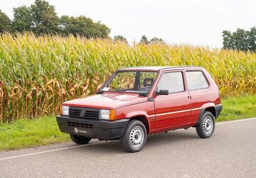 Fiat Panda 9.800 km 14.900 &euro; Düsseldorf 40233