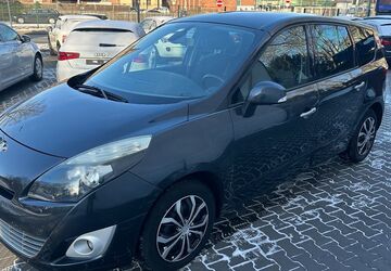 Renault Scenic 258.000 km 1.799 &euro; Duisburg 47226