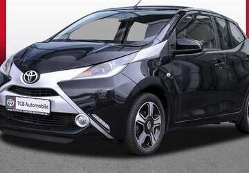 Toyota Aygo 76.500 km 8.999 &euro; Bochum 44807