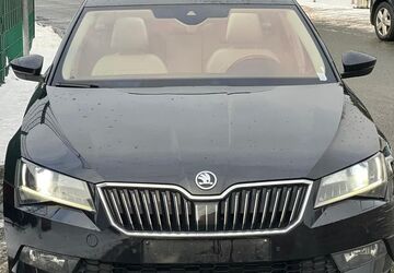Skoda Superb 339.196 km 9.499 &euro; Essen 45276